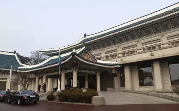 大統領府「青瓦台」に再移転