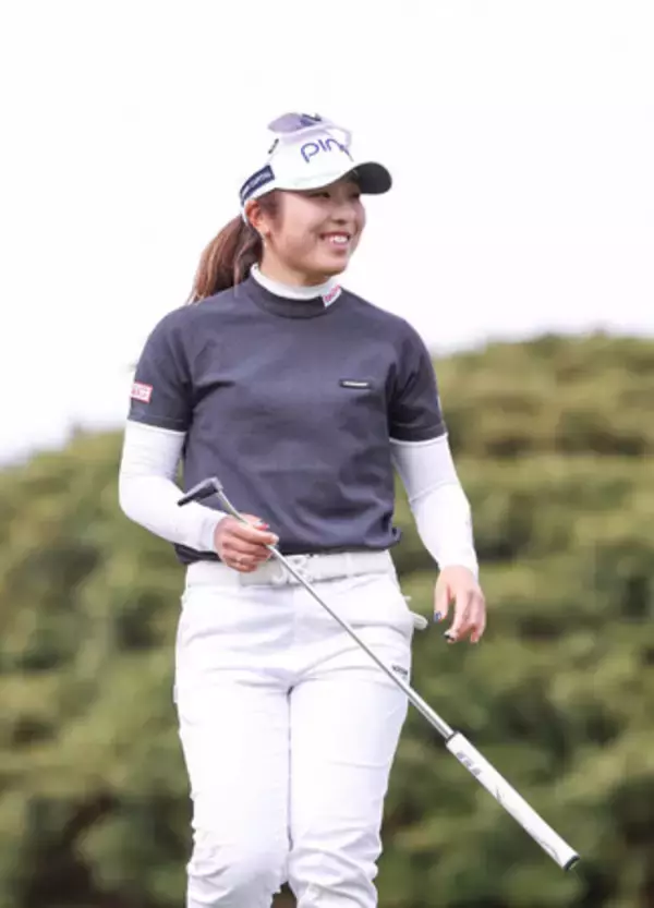 佐久間朱莉が首位快走＝小祝さくらは５位浮上―ダイキン女子ゴルフ