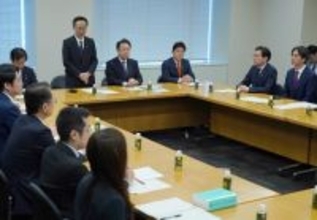「政治資金監視委」で協議再開