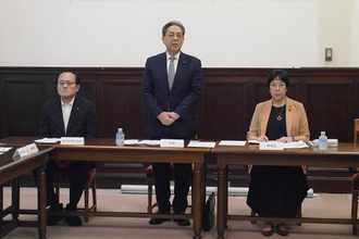 立民、典範改正案に反対