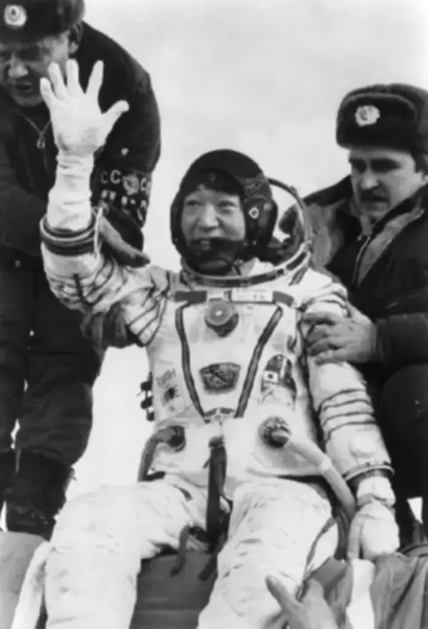 秋山豊寛さん死去、８４歳＝日本人初宇宙飛行、元ＴＢＳ記者