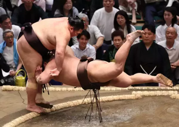 支度部屋＝大相撲夏場所