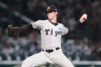 力投するルーカス　プロ野球