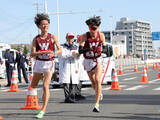 「早大の山口竣と鈴木　箱根駅伝」の画像1