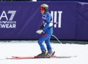 滑走を終えた小池