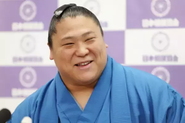 笑顔の若隆景