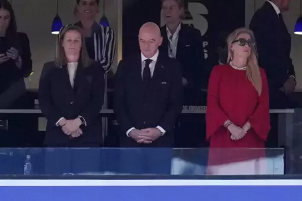 ＦＩＦＡ会長、米国戦を観戦＝「ルール尊重すべき」―Ｗ杯サッカー