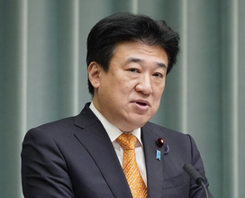 官房長官、ラスカー賞受賞で祝意