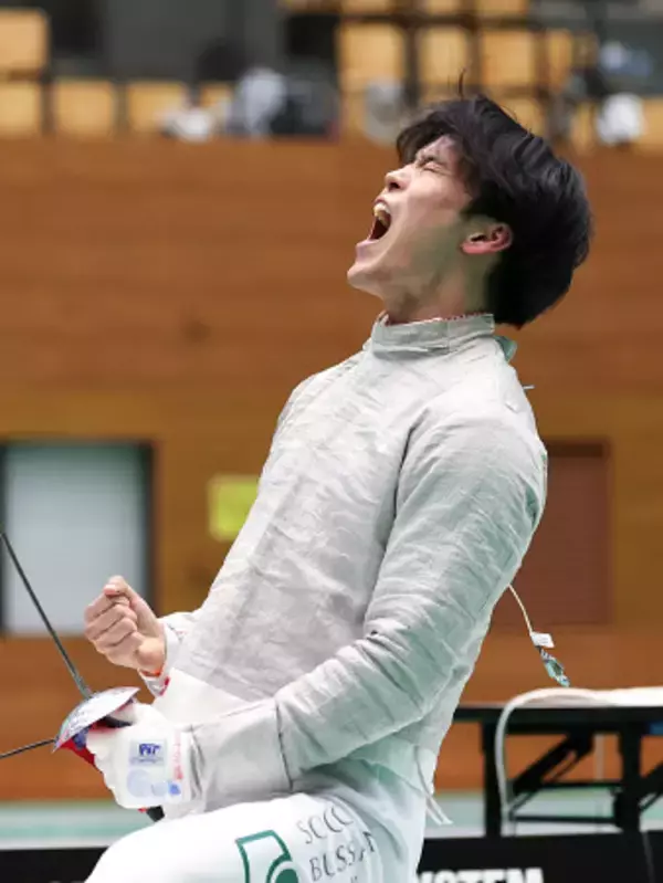谷下が初優勝　全日本フェンシング