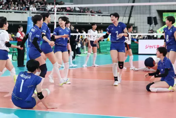 金蘭会、７年ぶりＶ　高校バレー