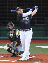 細川、圧巻のパワー＝プロ野球球宴