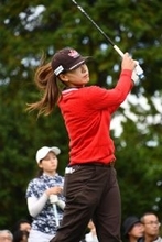 渋野のティーショット　女子ゴルフ