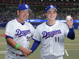 「プロ初勝利の中西　プロ野球」の画像1