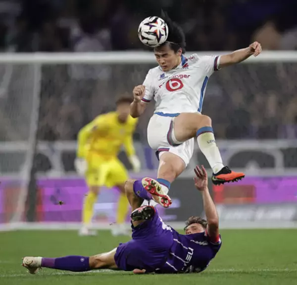 上田綺世、デビュー戦で決勝点＝フランス・サッカー