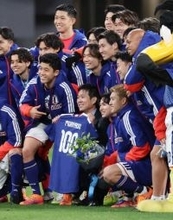 笑顔の森保監督　サッカー