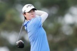 笹生のティーショット　女子ゴルフ