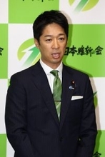 維新・藤田氏「秘書会社発注やめる」