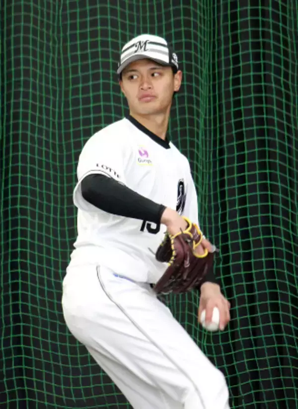 ブルペンの毛利　プロ野球