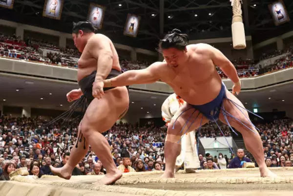 若隆景の寄り切り