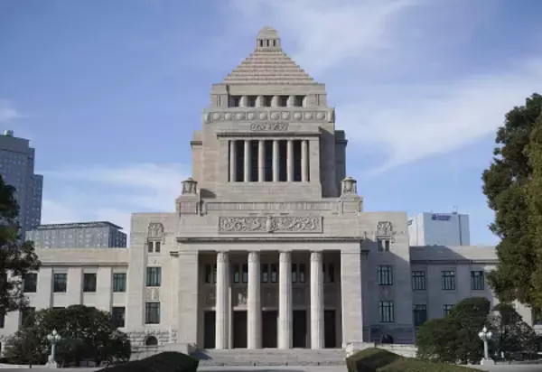 衆院選投票始まる