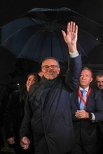 大統領選、左派セグーロ氏が当確