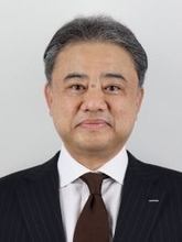 サントリー社長に西田氏＝鳥井氏は親会社専念