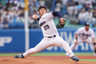 力投する小川　プロ野球