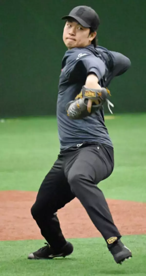 山崎、開幕投手へ意欲　プロ野球