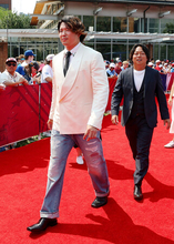 村上、カジュアルさも＝山本はタキシード―レッドカーペット・米大リーグ球宴