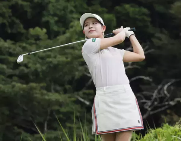 吉田鈴、ツアー２勝目へ前進＝ＣＡＴ女子ゴルフ