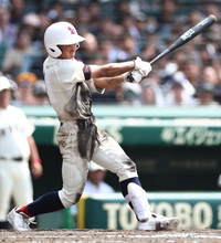 豊丸、殊勲の一打＝高校野球・日南学園