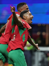 喜ぶヤシン　Ｗ杯サッカー