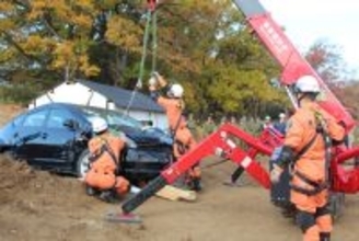 首都直下地震想定で大規模訓練