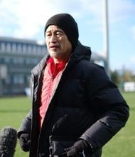 カズ「年内に結論出る」　サッカー