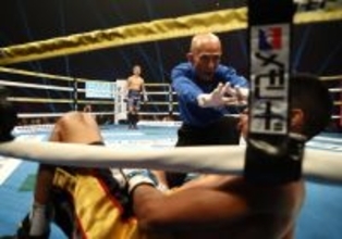 ダウンを奪った井岡