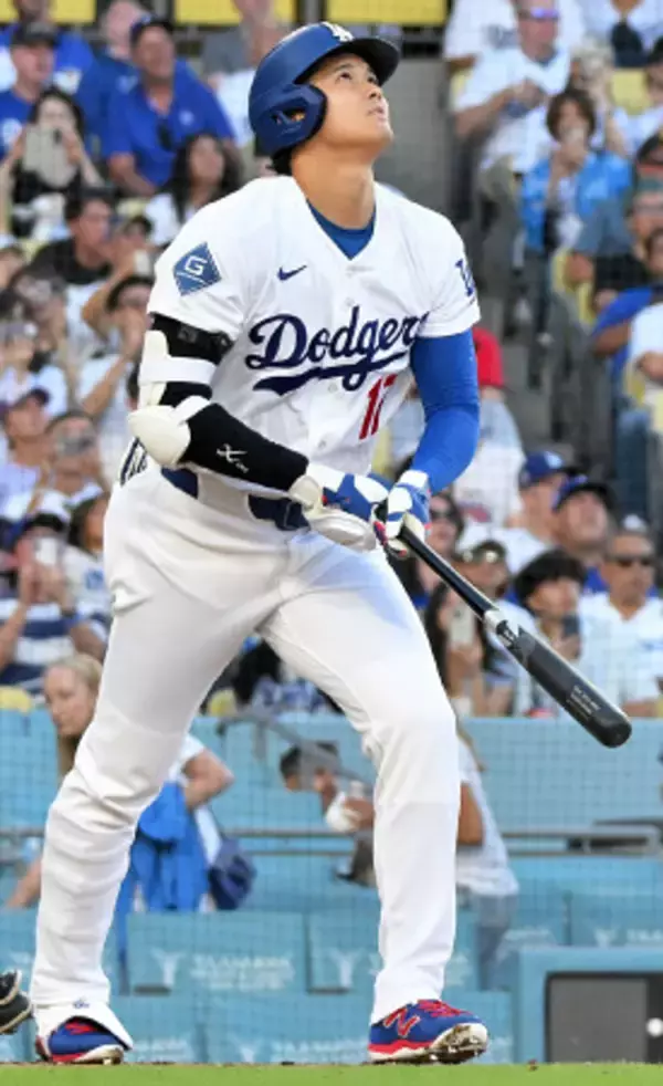 外野フライに倒れた大谷　大リーグ