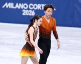 演技を終えた長岡、森口組　五輪