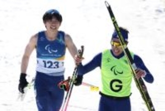 ゴールした有安と藤田さん