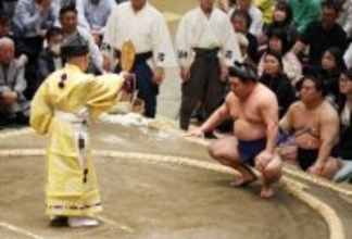 横綱不在、興をそぐ＝豊昇龍、負傷で休場―大相撲夏場所