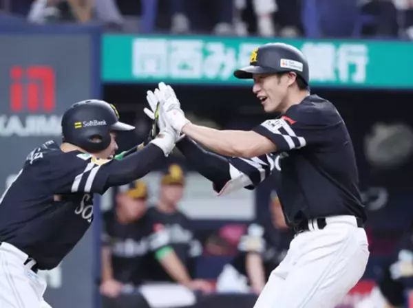 柳田、代打３ラン＝プロ野球・オリックス３―６ソフトバンク