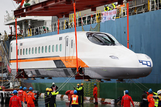 新型新幹線が台湾到着