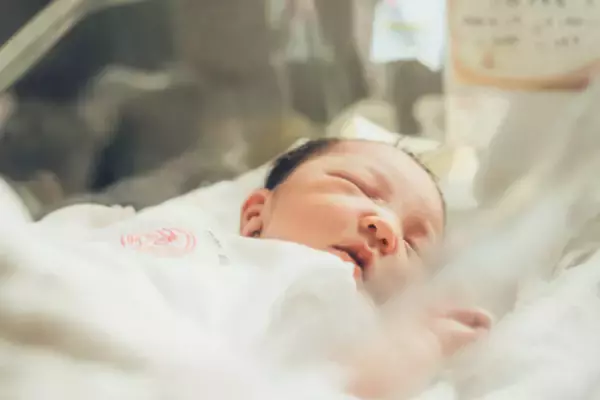 「異常分娩」の使用取りやめ＝公的文書、妊産婦に配慮―政府