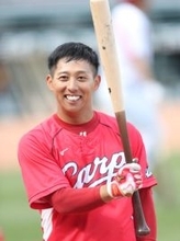 広島、選手逮捕を陳謝＝新井監督「自覚欠いた行動」―プロ野球