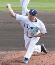 力投する平良　プロ野球