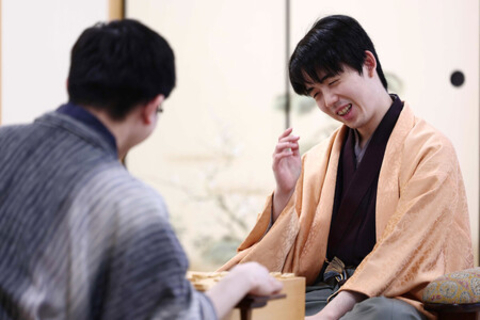 藤井聡太六冠が逆転防衛＝永瀬拓矢九段破り５連覇―将棋・王将戦