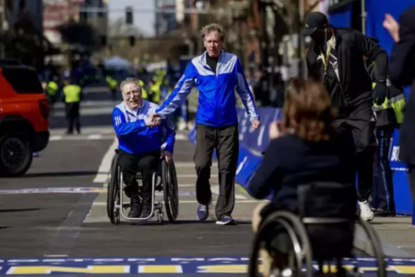 「車いすの父」しのぶ声＝故ホールさん、競技発展に貢献―ボストン・マラソン