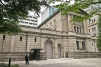 円上昇、１５６円台前半＝連休中も介入か―三村財務官「コメントの必要ない」