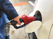 ガソリン上昇、１６０円台に＝３カ月ぶり、イラン攻撃で原油高