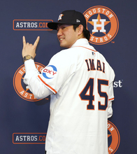 ポーズを取る今井　大リーグ