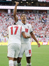 ２点目を喜ぶベリンガム　Ｗ杯サッカー